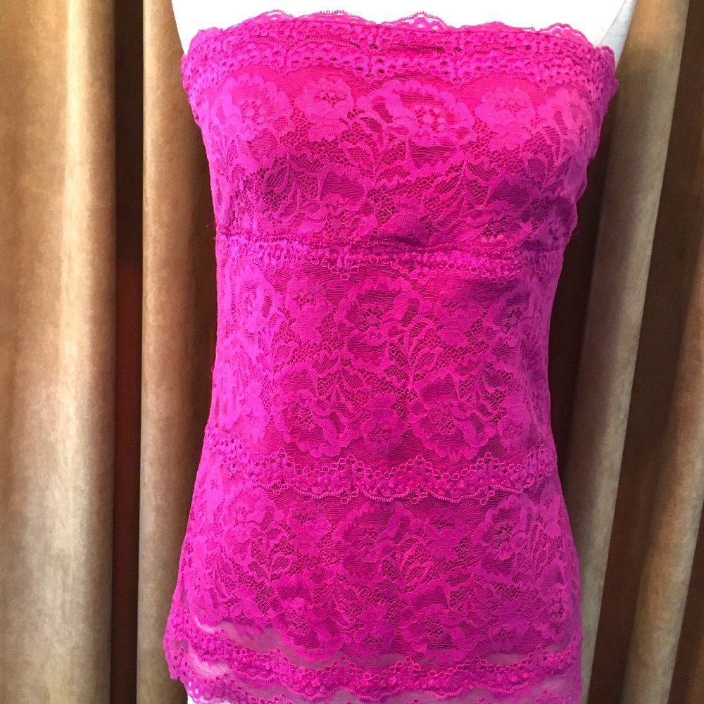Le Chateau Fuchsia Pink Lace Tube Top
